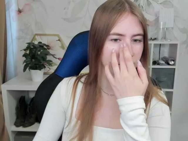 Freechat desireMegan on BongaCams