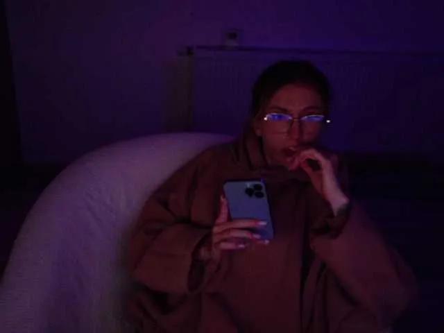 DiddySweet1 on BongaCams 