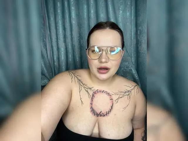 Offline Divana-1 on BongaCams