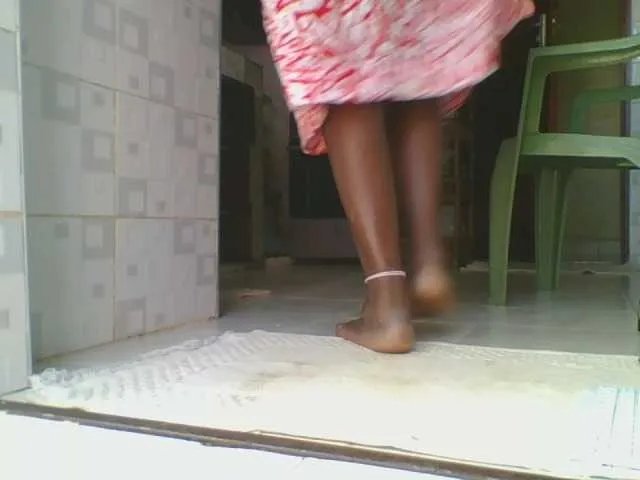 Offline Dizzydose1 on BongaCams