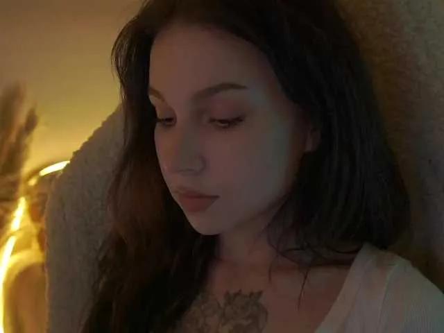 Offline DrammaQueennnn on BongaCams