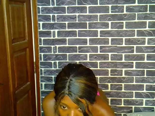 Freechat dreamyher on BongaCams