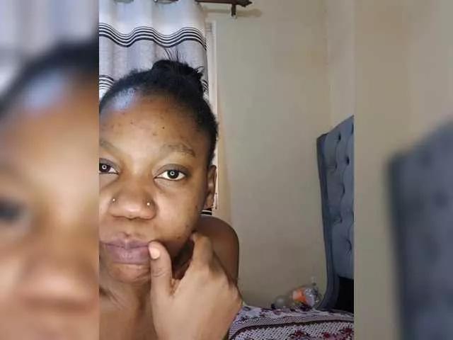 Offline Ebbonyrakael on BongaCams