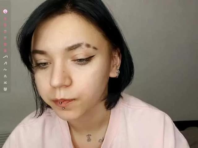 EleanorBaker on BongaCams 