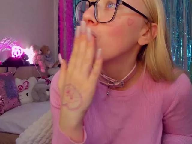 Freechat ElinaOcean on BongaCams