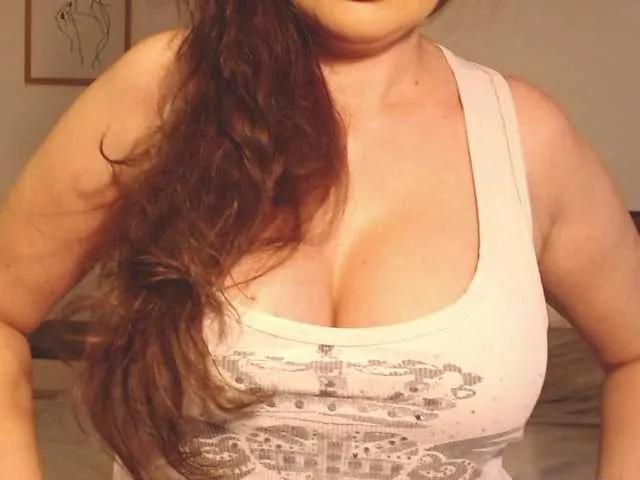 Offline ellaine on BongaCams