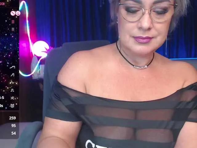 EllenRiplley on BongaCams