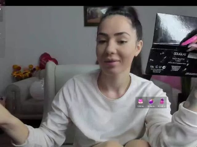 Offline Emasweetxx on BongaCams