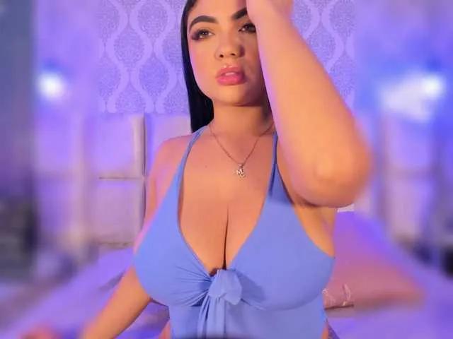 Emily-White's avatar