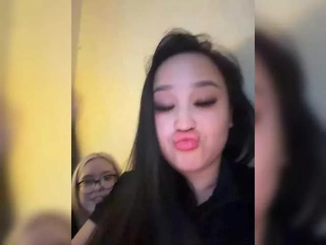 Freechat EmyEva on BongaCams