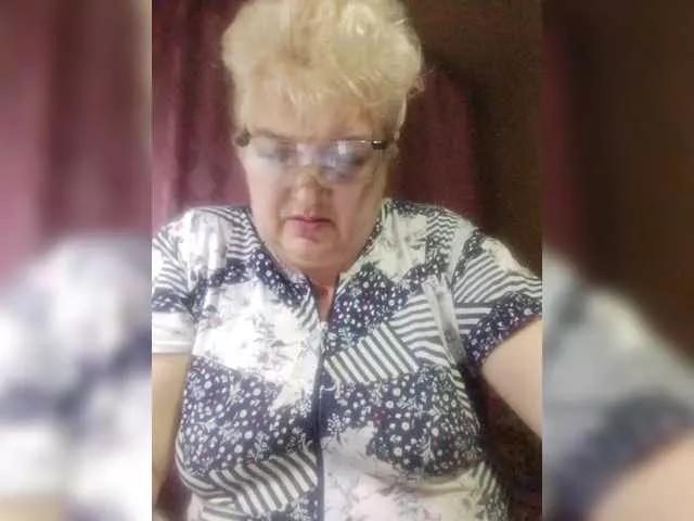 Offline EugeniaLady on BongaCams