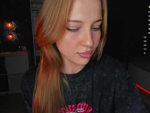 Offline evie-sapphire on BongaCams