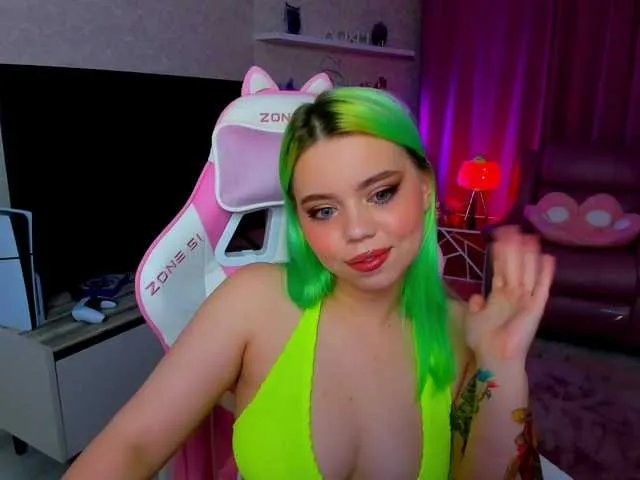 Offline FunnyVibe on BongaCams