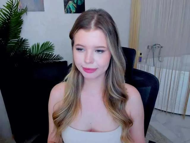 Offline GlamorousGirl on BongaCams