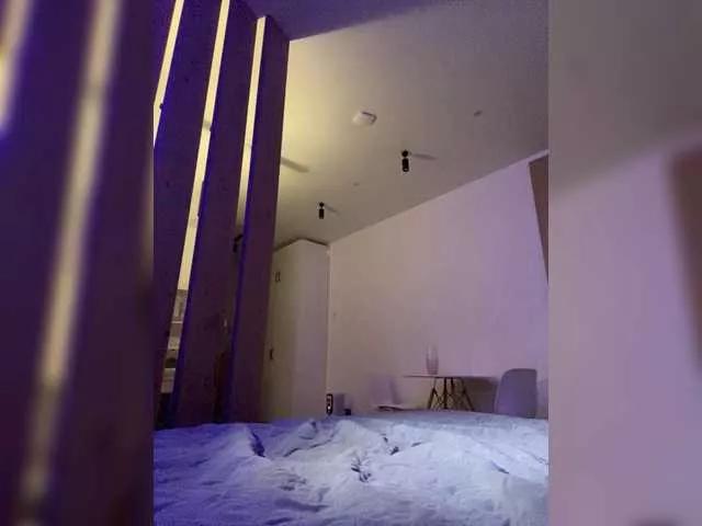 Freechat golden-cobra99 on BongaCams