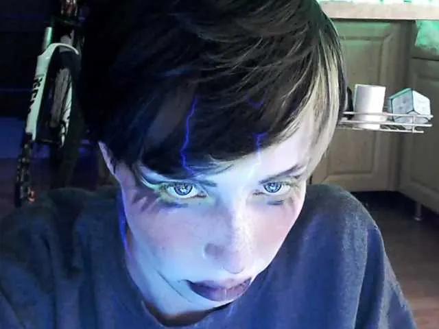 Freechat HazeRaziel on BongaCams