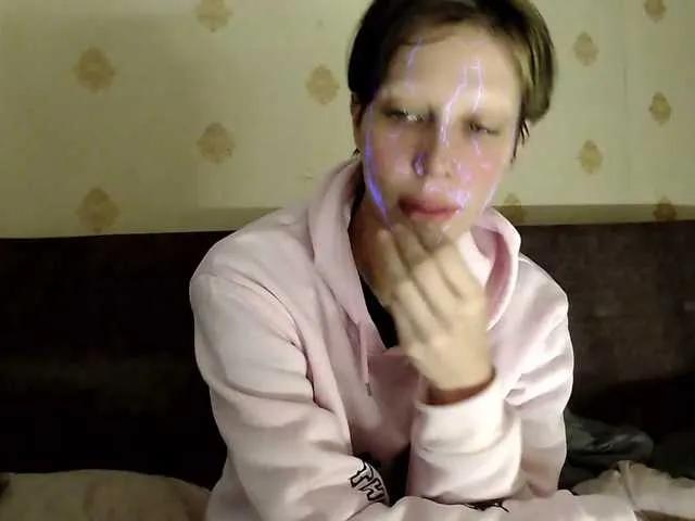 Freechat HazeRaziel on BongaCams