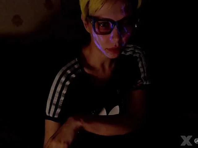 Freechat HazeRaziel on BongaCams