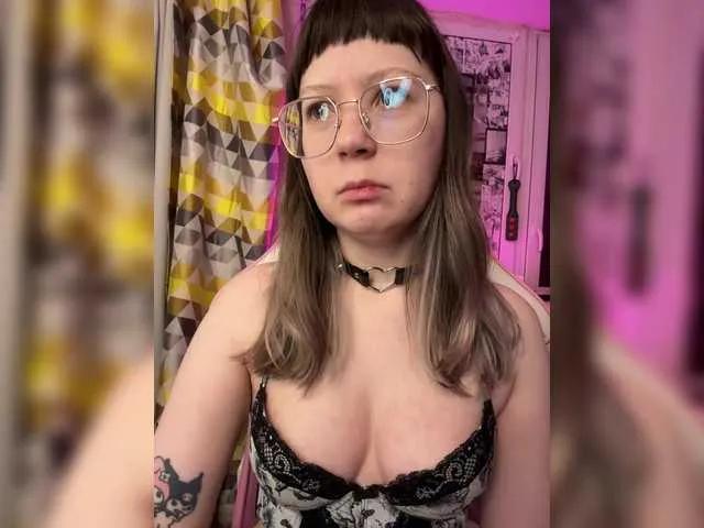 henby-streams on BongaCams