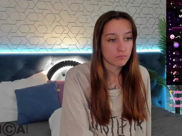Hi-Karu on BongaCams