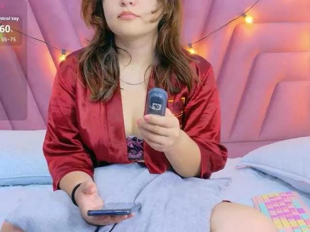 Offline horny18girl on BongaCams