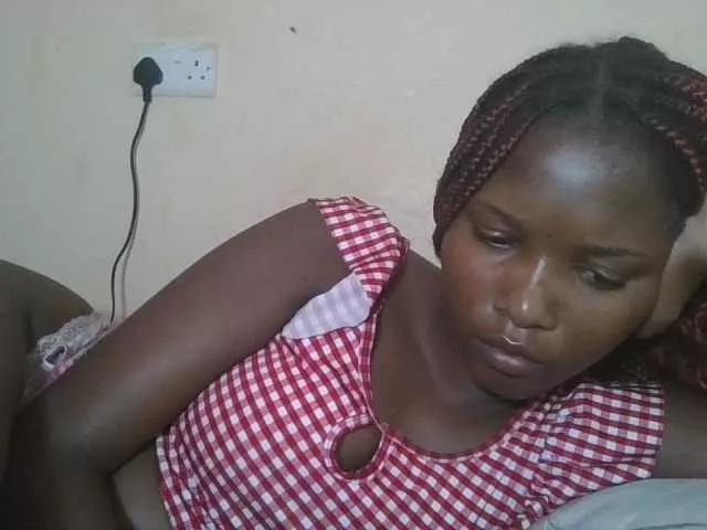 Offline Hornyqueen4 on BongaCams