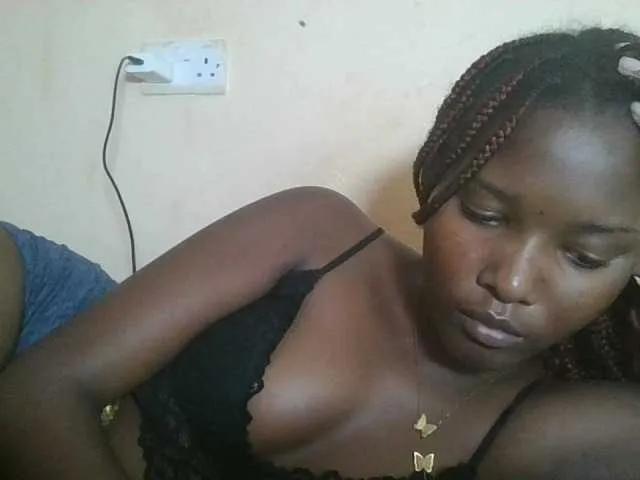 Offline Hornyqueen4 on BongaCams