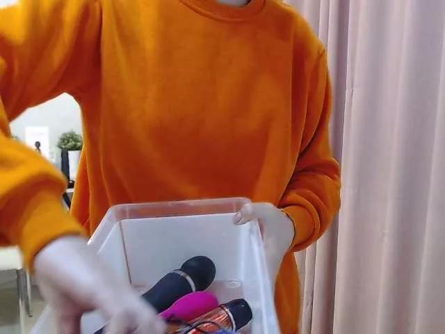 Offline IrwiTomboy on BongaCams