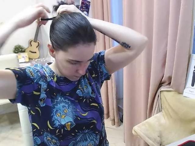 Offline IrwiTomboy on BongaCams