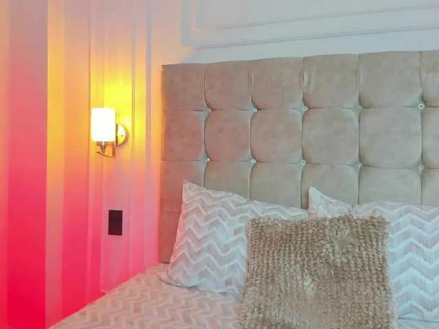 Freechat jasmineross on BongaCams