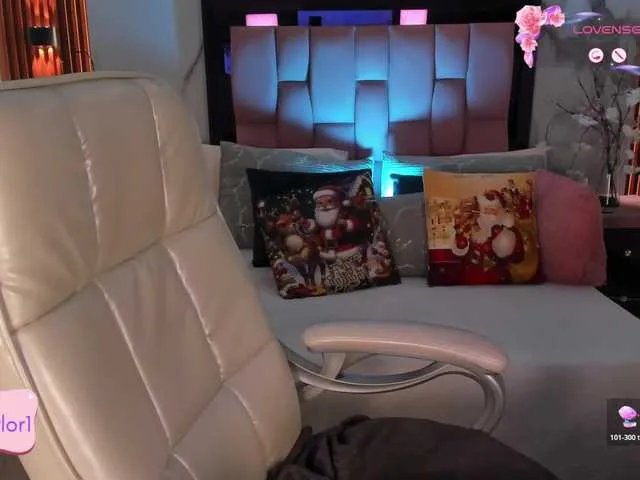 Offline jeen-taylor1 on BongaCams