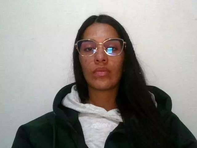 JuanaBrunette on BongaCams