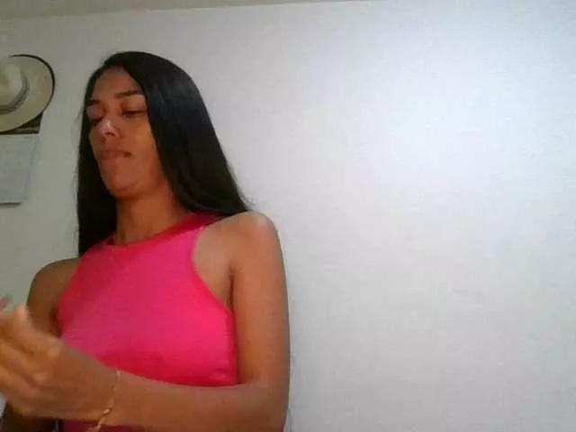 JuanaBrunette on BongaCams