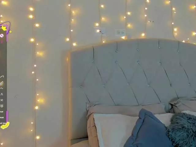 Offline KateMessy1 on BongaCams