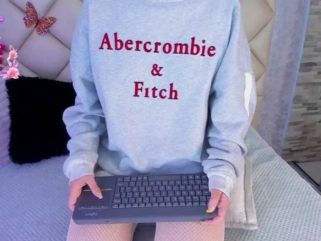 Freechat katnisslovee on BongaCams