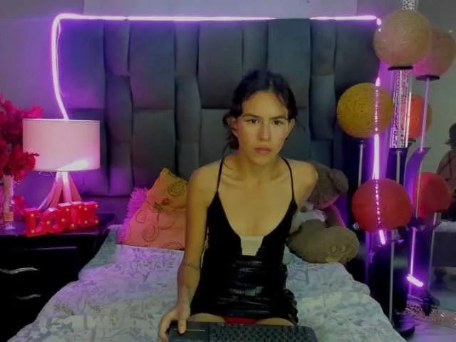 Offline KatyaMonrooe on BongaCams