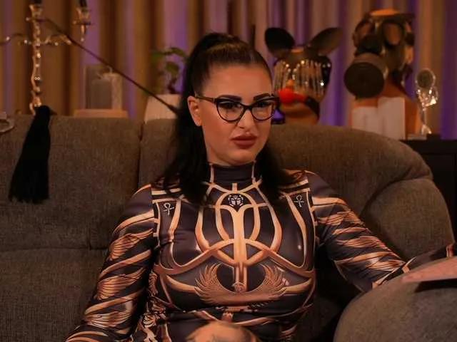 Offline KellyKent on BongaCams