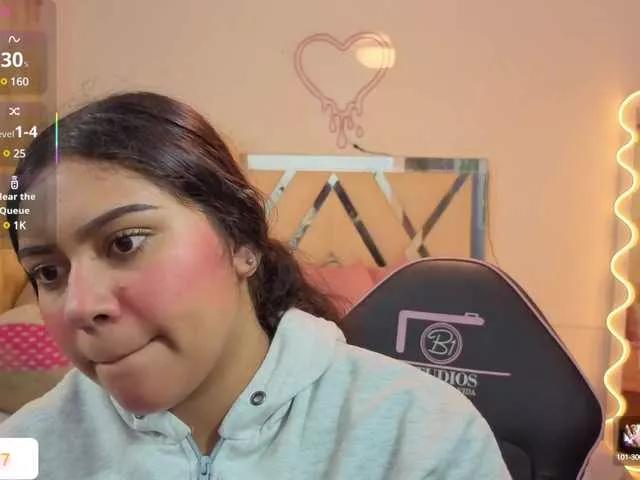 Freechat kendra-tay on BongaCams