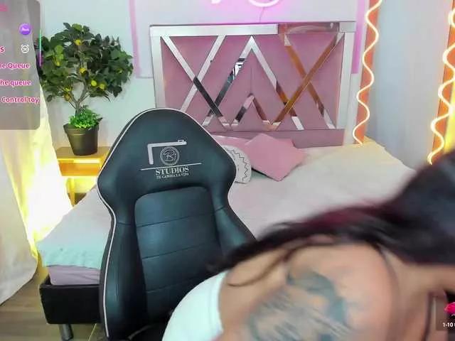 Freechat kendra-tay on BongaCams