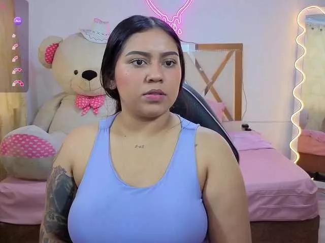 Freechat kendra-tay on BongaCams