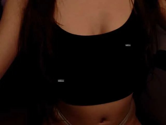 Offline KinkyDiamond on BongaCams