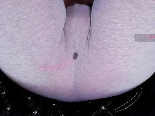 Freechat Kira-Kell on BongaCams