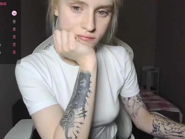 Freechat kissesliza on BongaCams