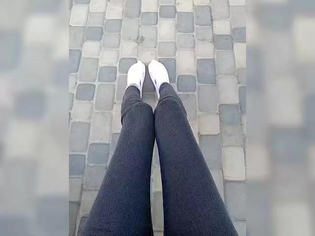 Offline klubnichkka on BongaCams