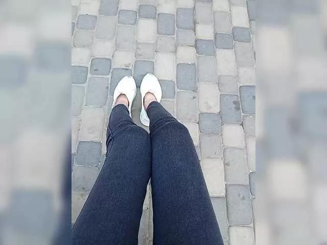 Offline klubnichkka on BongaCams