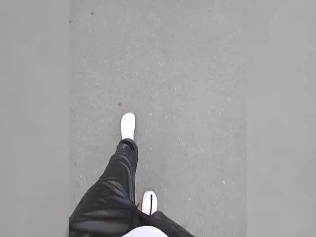 Offline klubnichkka on BongaCams