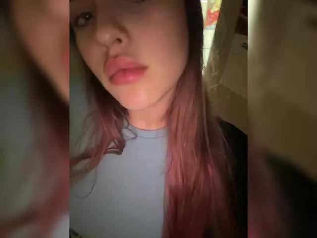 L0lly-D0lly on BongaCams 