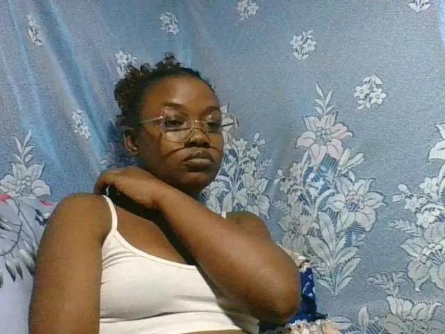 Labella204 on BongaCams