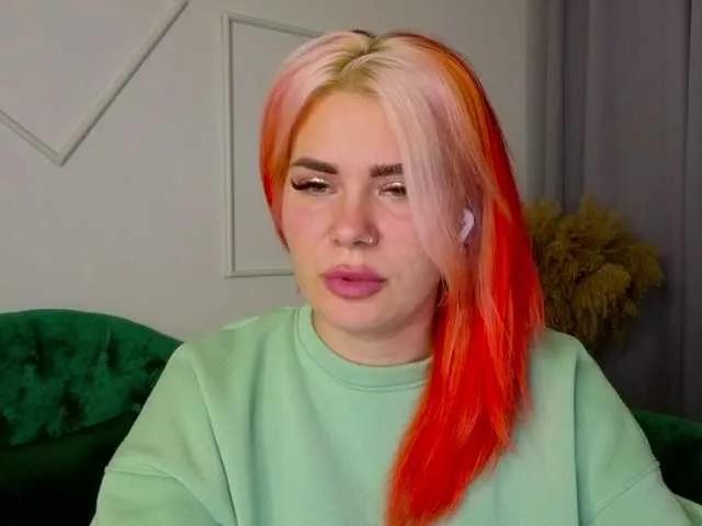 Offline lada-love on BongaCams