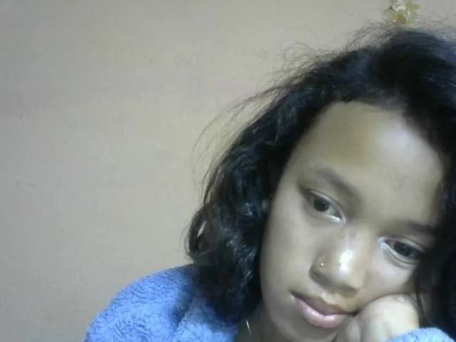 Offline Laura1881 on BongaCams